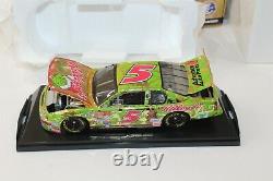 Action 124 Diecast Kellogg's The Grinch 24KT Gold-Plated Terry Labonte #100983