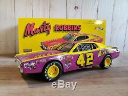 Action 1974 Dodge Charger Marty Robbins #42 NASCAR 124 Scale Diecast Stock Car