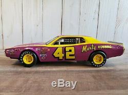 Action 1974 Dodge Charger Marty Robbins #42 NASCAR 124 Scale Diecast Stock Car