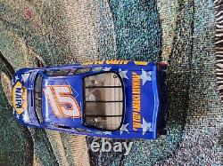 Action 2001 Michael Waltrip #15 Stars and Stripes 124 Monte Carlo W hatB signed