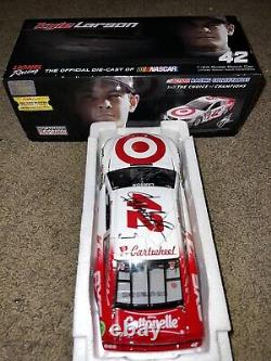 Action 2014 124 Dual Autograph #42 Target Night Of Kyle Larson & Chip Ganassi
