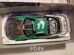 Action Crown Royal Iroc Series Steve Kinser #11 2005 Firebird Iroc xtreme 124