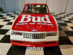 Action Darrell Waltrip Signed #11 Budweiser 1985 Monte Carlo 124 NASCAR Car