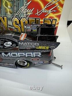 Action Diecast Funny Car Gary Scelzi 2004 Stratus Oakley Racing Ltd Edition 124