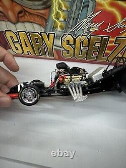 Action Diecast Funny Car Gary Scelzi 2004 Stratus Oakley Racing Ltd Edition 124