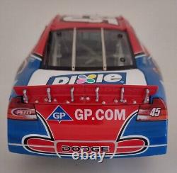 Action Elite Kyle Petty 2004 Brawny Intrepid 124 scale NASCAR Diecast