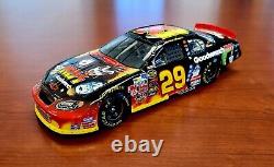 Action Kevin Harvick #29 Gm Goodwrench/kiss 2004 Nascar 124 Diecast