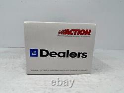 Action Nascar #18 Bobby Labonte FedEx Freight GM Dealers 2005 Chevy 124 Diecast