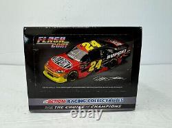 Action Nascar #24 Jeff Gordon DuPont 2011 Impala Flashcoat Color 124 Diecast