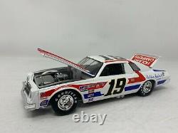 Action Nascar Historical #19 Dale Earnhardt Belden Asphalt 1977 Malibu Diecast