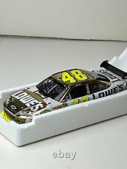 Action Racing 124 Scale 2010 Jimmie Johnson Bristol Win Gold Chrome with Box