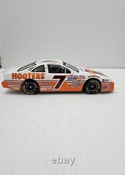 Alan Kulwicki #7 Hooters 1993 1/24 Action Thunderbird P/N 103799 1 Of 6,010