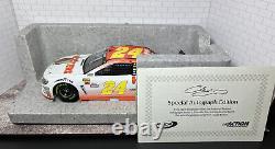 Autographed Chase Elliott 2017 Hooters 1/24 Scale Action Nascar Diecast