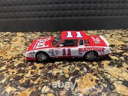 Autographed Darrell Waltrip Budweiser 1985 Championship 1/24 Action Diecast