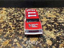 Autographed Darrell Waltrip Budweiser 1985 Championship 1/24 Action Diecast