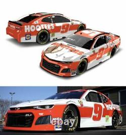 Chase Elliott 2019 Hooters 1/24 Scale Action Collector Nascar Diecast