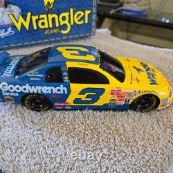 Dale Earnhardt #3 GM Goodwrench Wrangler 1999 Monte Carlo 124 Action Diecast