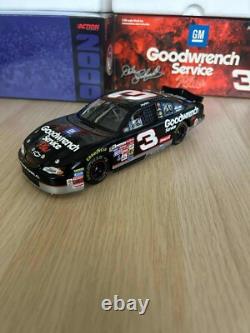 Dale Earnhardt #3 Goodwrench Service Plus 2000 Monte Carlo NASCAR Diecast 124