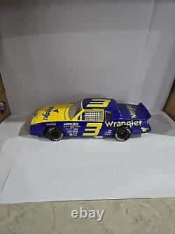 Dale Earnhardt #3 Wrangler Blue Goose 1984 Monte Carlo Action 1/24