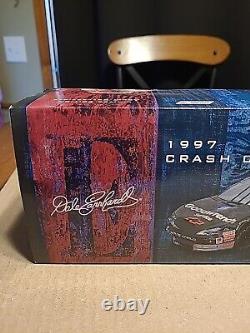 Dale Earnhardt Action 1/24'1997 Crash Car' #3 Goodwrench'97 Monte Carlo