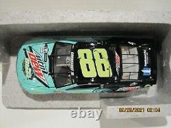 Dale Earnhardt Jr 2015 #88 Mountain Dew Baja Blast 1/24