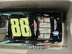 Dale Earnhardt Jr 2015 #88 Mountain Dew Baja Blast 1/24