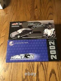 Dale Earnhardt Signature Edition 2002 Monte Carlo SS 118 New In Box Rare