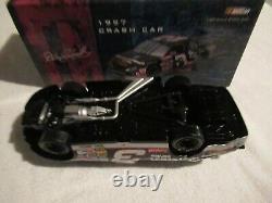 Dale Earnhardt Sr Action 1/24 1997 Crash Car Raced Version