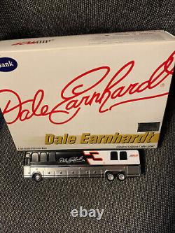 Dale earnhardt sr. #3 goodwrench 1997 prevost bus autographed