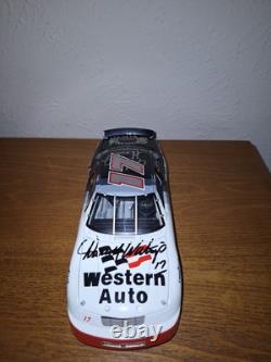 Darrell Waltrip 1991-1994 Western Auto Lumina Team Caliber 1/24 Dual Autographed