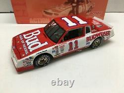 Darrell Waltrip Nascar Diecast #11 Budweiser 1985 Monte Carlo 1/24 Action Hoto