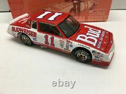 Darrell Waltrip Nascar Diecast #11 Budweiser 1985 Monte Carlo 1/24 Action Hoto