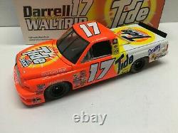 Darrell Waltrip Nascar Diecast 2002 Dodge Race Truck #17 Tide 1/24 Action