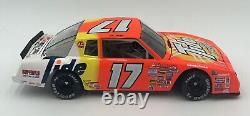 Darrell Waltrip Tide 1989 Daytona 500 Win 1/24 Car. Diecast