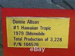 Donnie Allison #1 Hawaiian Tropic 1979 Oldsmobile 124 Scale Stock Car Die Cast