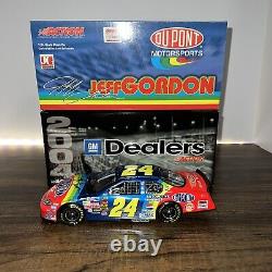 Jeff Gordon 2004 #24 Dupont Retro Rainbow Monte Carlo Action NASCAR 1/24 SIGNED