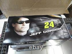 Jeff Gordon 2015 Axalta 1/24 Scale Action Nascar Diecast