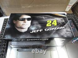 Jeff Gordon 2015 Axalta 1/24 Scale Action Nascar Diecast