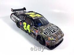 Jeff Gordon #24 DuPont RealTree 2009 Chevy Impala Hendrick 1/24 NASCAR Die-Cast