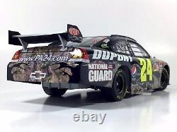 Jeff Gordon #24 DuPont RealTree 2009 Chevy Impala Hendrick 1/24 NASCAR Die-Cast