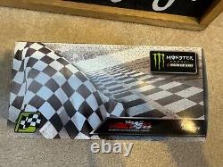 Jimmie Johnson 2017 Texas Win Raced Version Lowe's 1/24 Scale Action Diecast