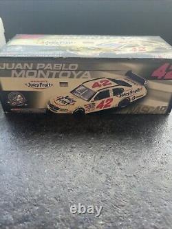 Juan Pablo Montoya #42 Juicy Fruit 2008 Dodge Charger 1/24 Diecast Action CIB