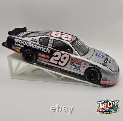 Kevin Harvick #29 2001/2002 NASCAR 124 Diecast Car Lot