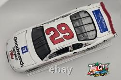 Kevin Harvick #29 2001/2002 NASCAR 124 Diecast Car Lot