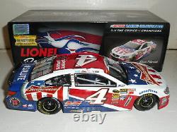 Kevin Harvick #4 Budweiser Folds Of Honor 2014 Chevy SS 124 scale diecast car