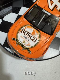 Kevin Harvick #4 Busch Hunting 2016 1/24 Nascar Diecast READ