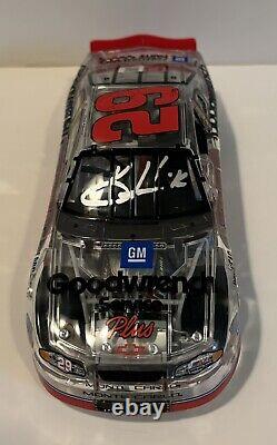Kevin Harvick SIGNED 2001 NASCAR #29 GM Goodwrench 124 Scale CLEAR Diecast
