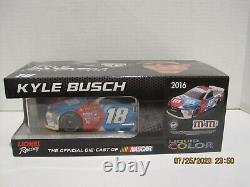Kyle Busch #18 2016 Red White And Blue Liquid Color Autographed 009 Of 25 1/24
