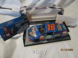 Kyle Busch 2011 M&M's Pretzel Richmond Raced Version Win 124 FREE SHIPPING