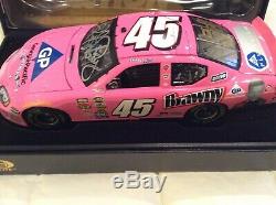 Kyle/richard Petty 2005 Dodge Charger Gp/mothers Day Autographed Diecast & Hat